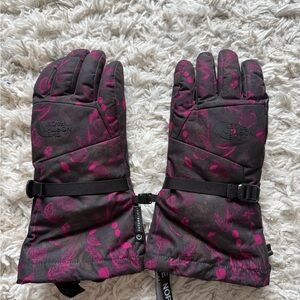 The North Face Women's Black and Pink Floral-Pattern Ski Gloves